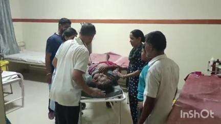 सीकर: कोछोर में शराब के नशे में धुत्त बाइक चालक ने महिला को टक्कर मारकर किया घायल