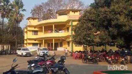 पोड़ैयाहाट: सड़क दुर्घटना में मृत दो युवकों के मामले में आया नया मोड़, हत्या का आरोप लगाते हुए पोड़ैयाहाट थाना में प्राथमिकी दर्ज