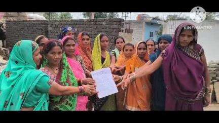 कसडोल: दर्रा में स्थित तालाब पार शासकीय भूमि मे मकान निमार्ण होने से ग्रामीणों को निस्तारी करने मे हो रही समस्या  #jansamasya