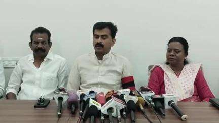 திருச்சி: வைகோவிற்கு மீண்டும் மாநிலங்களவை உறுப்பினராக வாய்ப்பளிக்காதது வருத்தம் தான்-துரை வைகோ உழவர் சந்தையில் பேட்டி
