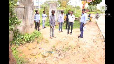 మంచిర్యాల: టేకులపల్లిలో ఇందిరమ్మ ఇళ్ల నిర్మాణ పనులను సందర్శించిన కలెక్టర్ కుమార్ దీపక్