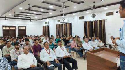 सूरतगढ़: नो टोबैको को लेकर जागरूकता सेमिनार का आयोजन, राजकीय चिकित्सालय के एनसीडी क्लीनिक ने किया