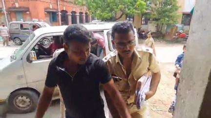 বসিরহাট ১: ধৃত পাচারকারীকে চার দিনের পুলিশি হেফাজত মঞ্জুর করল বসিরহাট আদালত