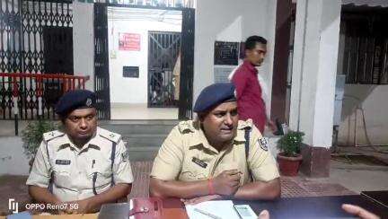 बेगूसराय: शराब बेचने के आरोप में बेगूसराय पुलिस ने तीन टाइगर मोबाइल पुलिसकर्मियों को किया गिरफ्तार: डीएसपी कुंदन कुमार