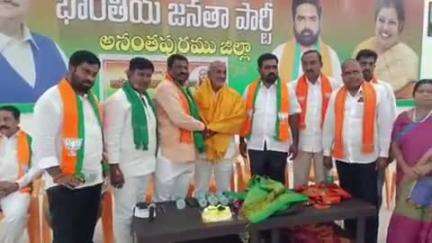 దేశంలోని రైతుల అభ్యున్నతికి బిజెపి ప్రభుత్వం ప్రత్యేక చొరవ చూపుతోంది : బిజెపి కిసాన్ మోర్చా రాష్ట్అధ్యక్షులు కుమారస్వామి