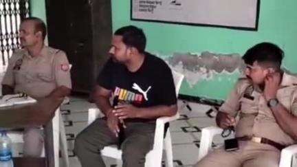 सकलडीहा: धरहरा खंड शिक्षा अधिकारी कार्यालय में हुई भीषण चोरी, चोरों ने बैटरी सहित एलईडी टीवी उड़ाया
