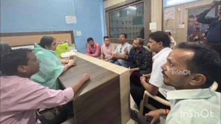 भाजपा कार्यालय में पीएम के भोपाल दौरे की तैयारी को लेकर भाजपा जिलाध्यक्ष ने जिला पदाधिकारियों से चर्चा की