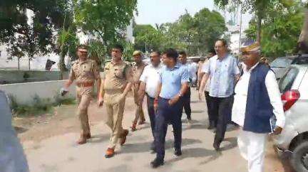 शाहाबाद: जिलाधिकारी जोगिंदर सिंह ने कलेक्ट्रेट परिसर में बने EVM वेयरहाउस का मासिक निरीक्षण किया, व्यवस्थाएं चाकचौबंद मिलीं