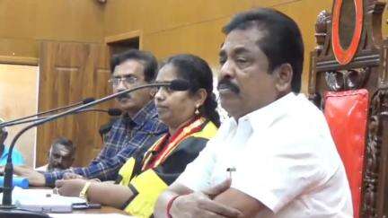 திண்டுக்கல் கிழக்கு: மாநகராட்சி வரி உயர்வுகளை கண்டித்து அதிமுக பாஜக மாமன்ற உறுப்பினர்கள் வெளிநடப்பு