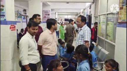 बक्सर: विद्यालय के मध्याह्न भोजन में छिपकली मिलने पर प्रखंड साधन सेवी, प्रधानाध्यापक एवं एनजीओ से स्पष्टीकरण मांगा गया