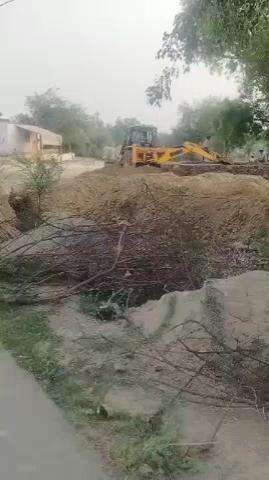 पहाड़ी: कामां में लोगों ने सरकारी भूमि पर अतिक्रमण की शिकायत एसडीएम को ज्ञापन देकर की