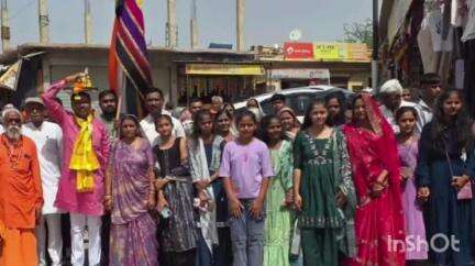મેઘરજ: તાલુકા ના વતની અને ભાજપ જિલ્લા પ્રમુખ દ્વારા સહપરિવાર રણુજા ખાતે રામદેવ પીર ના દર્શન કરી ધન્યતા અનુભવી