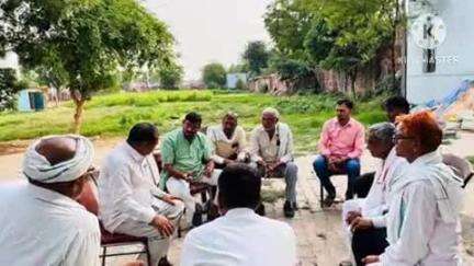 करौली: सुंदरपुरा निजावास पर विधायक दर्शन सिंह गुर्जर ने की जनसुनवाई, लोगों की समस्याओं का मौके पर निस्तारण किया