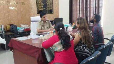 जगदीशपुर: पुलिस उपाधीक्षक नगर-1 ने जनता दरबार में फरियादियों की शिकायतें सुनीं