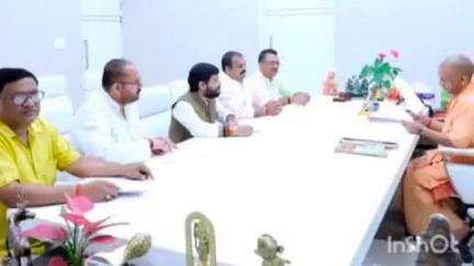 नानपारा: रिसिया ब्लॉक के प्रमुख प्रतिनिधि ने सीएम को सौंपा पत्र, पुलिस चौकी को रिपोर्टिंग चौकी और स्वास्थ्य सुविधाओं की मांग की