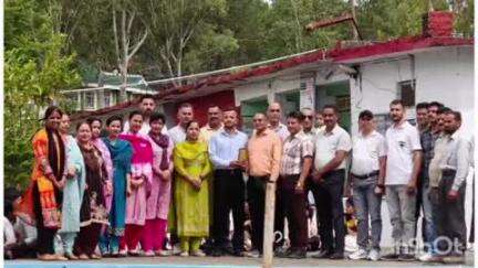 ज्वालामुखी: गांव लाहडू के रजित राणा का भारतीय सेना में चयन, विद्यालय पहुंचने पर हुआ जोरदार स्वागत