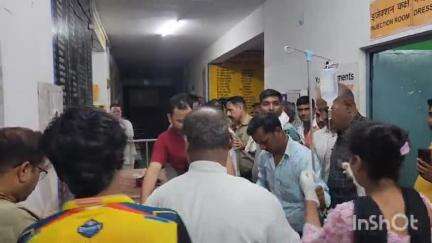 बिसौली: बसई गांव में आयुर्वेदिक क्लर्क को कुछ लोगों ने मारी गोली, क्लर्क की हालत गंभीर, पुलिस जांच में जुटी