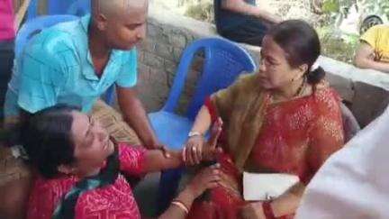 महुआ: महुआ के कन्हौली में एक व्यक्ति की मौत के बाद जदयू महासचिव ने परिजनों से मिलकर दी सांत्वना