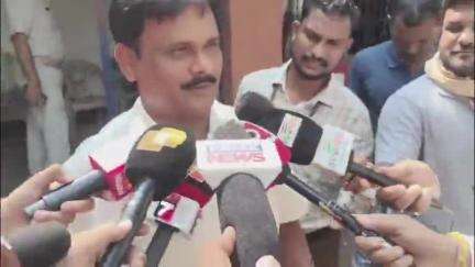 ଓରିଏଣ୍ଟ: ପୂର୍ବତନ ସ୍ୱାସ୍ଥ୍ୟମନ୍ତ୍ରୀ ନବ ଦାସ ହତ୍ୟାକାଣ୍ଡ ଘଟଣା,ଗାନ୍ଧିଛକ ରେ ପ୍ରତିକ୍ରିୟା ରଖିଲେ କ୍ରାଇମବ୍ରାଞ୍ଚ ର ଅତିରିକ୍ତ ଏସ୍ପି ବିଜୟ ମଲ୍ଲିକ