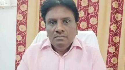 యర్రగొండపాలెం: ఎర్రగొండపాలెం లో పింఛన్ల పంపిణీకి సర్వం సిద్ధం చేసినట్లు ఎంపీడీవో బండారి శ్రీనివాసులు వెల్లడి