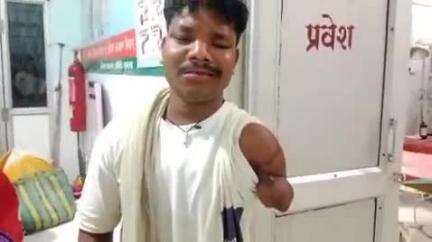 गुमला: अज्ञात अपराधियों ने युवक के प्राइवेट पार्ट में बोतल घुसाई, युवक रिम्स रेफर
