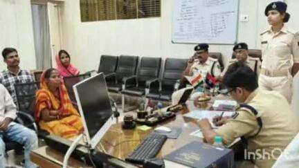 कहरा: पुलिस अधीक्षक महोदय ने मुख्यालय में 32 परिवादियों की समस्या सुनी