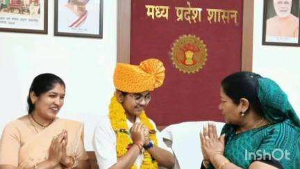 सरई: सरई क्षेत्र की कक्षा 10वीं की टॉपर प्रज्ञा जयसवाल को कैबिनेट मंत्री संपत्तिया उईके ने किया सम्मानित