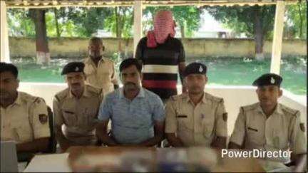 बरारी: बरारी हाट में अपराध की योजना बनाते एक व्यक्ति को पुलिस ने पकड़ा, हथियार बरामद