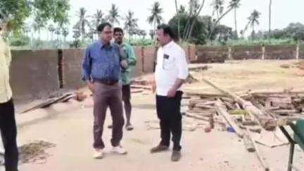 కొవ్వూరు: జూన్ 5న HPCL పెట్రోల్ బంకు ప్రారంభోత్సవం...బంక్ పనుల పనులను పరిశీలించిన డీసీవో గుర్రప్ప