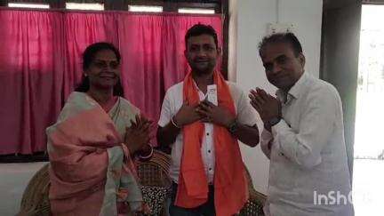 बसंतपुर: वीरपुर में भाजपा बसंतपुर टीम ने हिंदी पत्रकारिता दिवस पर पत्रकारों को सम्मानित किया