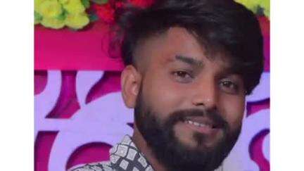 हाथरस: मुरसान सादाबाद रोड पर बाइक को अज्ञात वाहन ने मारी टक्कर, हादसे में बाइक सवार युवक की मौत, 2 गंभीर रूप से घायल