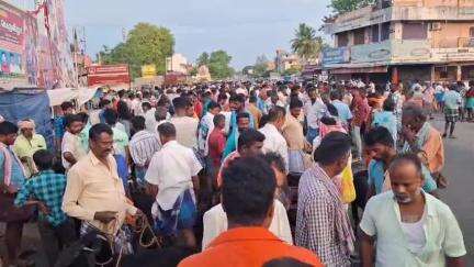 திண்டுக்கல் கிழக்கு: கோபால்பட்டி  வாரச்சந்தையில் பக்ரீத் பண்டிகையை முன்னிட்டு ரூ.1 கோடி வரை ஆடுகள் விற்பனை