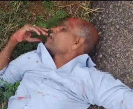 కళ్యాణదుర్గం: సూగేపల్లి గ్రామ సమీపంలో రోడ్డు ప్రమాదం: బైక్ అదుపుతప్పి బోల్తా, వ్యక్తికి తీవ్ర గాయాలు