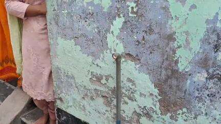 बिल्सी: दिधौनी गांव में 1 साल से पानी की टंकी न आने का ग्रामीणों ने लगाया आरोप, ग्राम प्रधान बोले- हमने कई बार की शिकायत