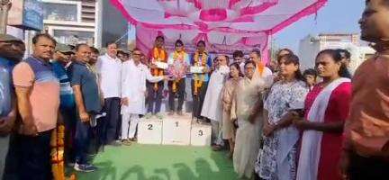 हिंगोली: गांधी चौकात पुण्यश्लोक अहिल्यादेवी होळकर त्रिशताब्दी जयंतीनिमित्त महिला मॅरेथॉन स्पर्धेस सुरुवात, आमदार मुटकुळे उपस्थित