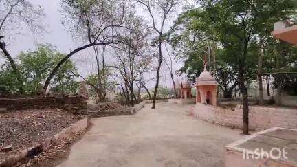 मानिकपुर: इस मौत की घाटी में काली माता राहगीरों की जान की रक्षा करती हैं, बदहाली का शिकार मानिकपुर काली घाटी में स्थित मंदिर