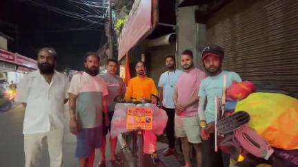 बागेश्वर: 10,000 किलोमीटर की साइकिल यात्रा कर दो युवाओं का दल बागेश्वर पहुंचा, यहां हुआ जोरदार स्वागत