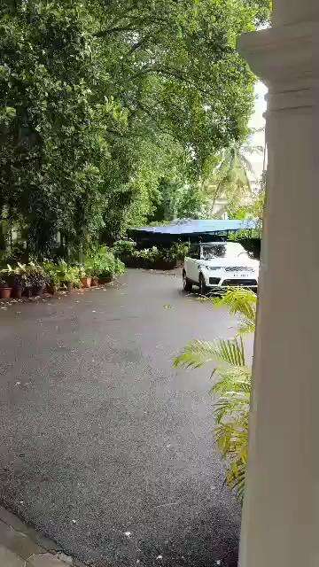 Actor Mohanlal visits Akashvani Thiruvananthapuram for recording