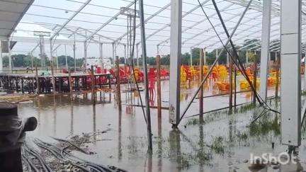 আলিপুরদুয়ার ১: প্রধামন্ত্রীর জনসভা শেষে জোর কদমে চলছে মঞ্চ খোলার কাজ,জল কাদায় বেহাল প্যারেডে গ্রাউন্ড