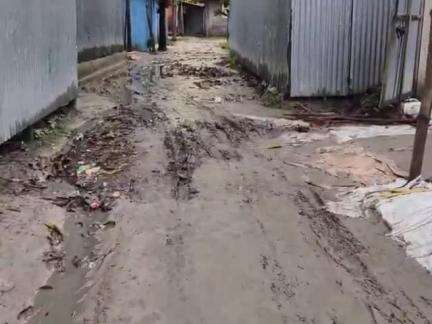 দিনহাটা ২: বামনহাট ধরলার পাড়ে বেহাল রাস্তা, সমস্যায় গ্রামবাসীরা #jansamasya