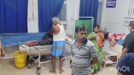 जमुई: रूप पोखर गांव में पुरानी रंजिश को लेकर पड़ोसियों ने लोहे की रॉड से एक व्यक्ति को किया घायल, सदर अस्पताल में भर्ती
