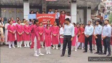हमीरपुर: विश्व तंबाकू निषेध दिवस पर गांधी चौक पर जागरूकता कार्यक्रम का आयोजन, नशे के दुष्प्रभावों की जानकारी दी गई