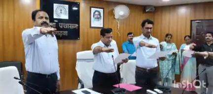 गढ़वा: समाहरणालय में विश्व तंबाकू निषेध दिवस पर शपथ ग्रहण समारोह आयोजित किया गया