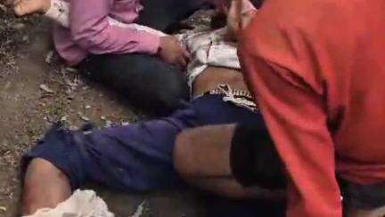 तेंदूखेड़ा: मनकापुर तिगड्डा के पास तेज रफ्तार कंटेनर ने बाइक सवार को मारी टक्कर, गंभीर रूप से घायल