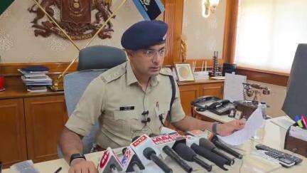 હિંમતનગર: ઇડરમાં થયેલ હનીટ્રેપ બાબતે જિલ્લા પોલીસ વડાએ આપી પ્રતિક્રિયા.