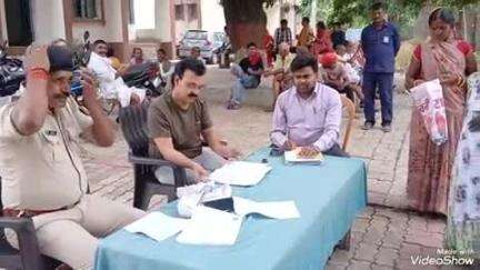 सिरदला थाना परिसर में जनता दरवार आयोजित, एक जमीनी विवाद मामला आये, दोनो पक्ष उपस्थित नही रहने पर दी गई अगला तारीख।