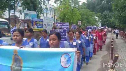 কোচবিহার ১: বিশ্ব নো টোবাকো ডে উপলক্ষ্যে জেলা স্বাস্থ্য দপ্তর থেকে মিছিল করা হল শহরের রাজপথে, উপস্থিত COMH
