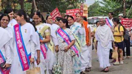 सिवनी: विश्व तंबाकू निषेध दिवस पर नगर में निकाली गई जन जागरूकता रैली