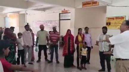 अकबरपुर: विश्व तम्बाकू निषेध दिवस पर रुरा सीएचसी में कार्यक्रम का आयोजन, दिलाई गई शपथ