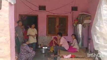 धौलाना: गांव खेड़ा में घर में सो रही 19 वर्षीय लड़की को कोमन करेत सांप ने डसा, उपचार के दौरान लड़की की मौत